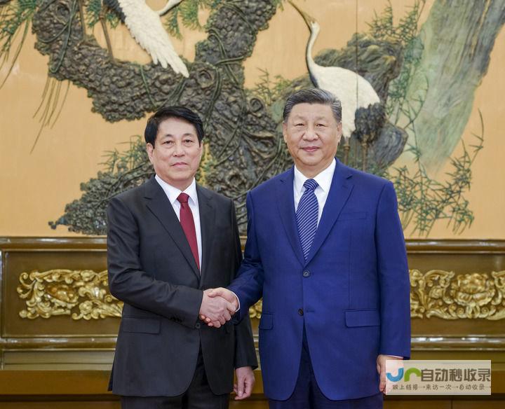 中央书记处书记梁强习近平会见越共中央政治