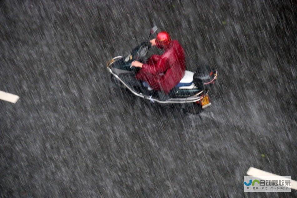 揭秘暴雨天气下的会议室拍摄技巧与视频制作