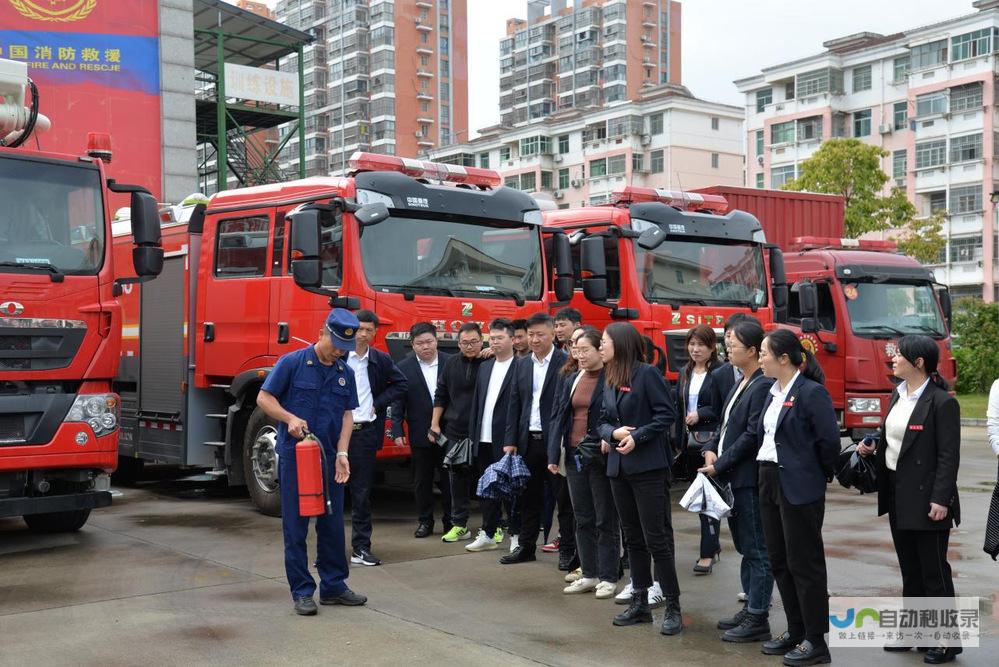 学校紧急应对恶劣天气